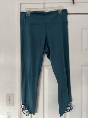 JoyLab Women’s Teal Active Leggings with Crisscross Hem size Large